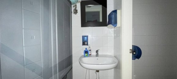 5غرفة عقار تجاري في Molfetta, Italy رقم 24774 45