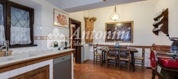Villa de 9 dormitorios en Rome, Italy No. 366065 14