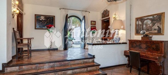 Villa de 9 dormitorios en Rome, Italy No. 366065 13