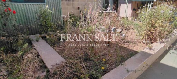 Дом с 3 спальнями в Заббар, Мальта № 2927 3