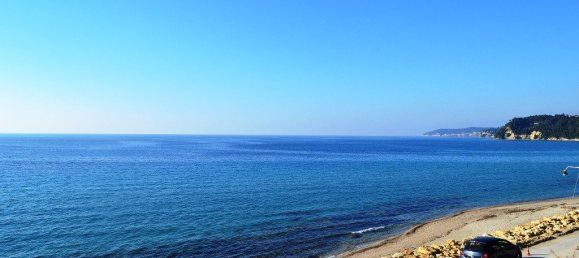 2 Schlafzimmer Property in Chalkidiki, Greece, Nr. 7437 21
