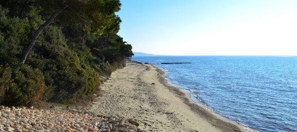 2 Schlafzimmer Property in Chalkidiki, Greece, Nr. 7437 4