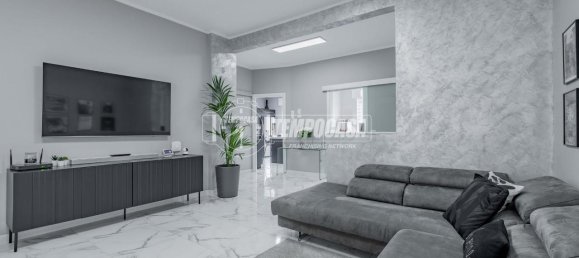 3 rooms Apartment in Fiumicino, Italy No. 35652 2