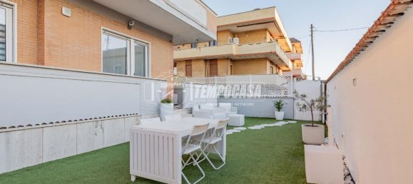 3 rooms Apartment in Fiumicino, Italy No. 35652 56