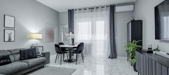 3 rooms Apartment in Fiumicino, Italy No. 35652 4