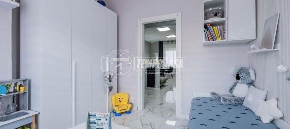 3 rooms Apartment in Fiumicino, Italy No. 35652 18
