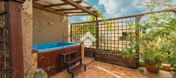 Ático de 3 dormitorios en Rome, Italy No. 338030 3