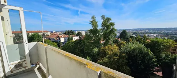 Apartamento de 3 dormitorios en Toulouse, France No. 351888 4