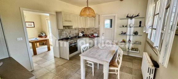 2 bedrooms Villa in Gropparello, Italy No. 325799 15