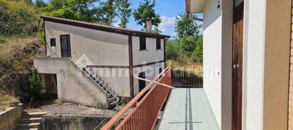 2 bedrooms Apartment in Contrada, Italy No. 52966 6