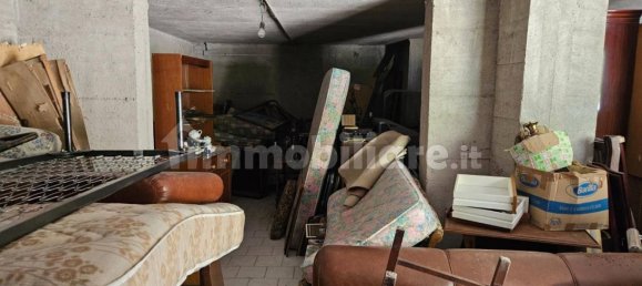 2 bedrooms Apartment in Contrada, Italy No. 52966 9