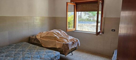 2 bedrooms Apartment in Contrada, Italy No. 52966 15