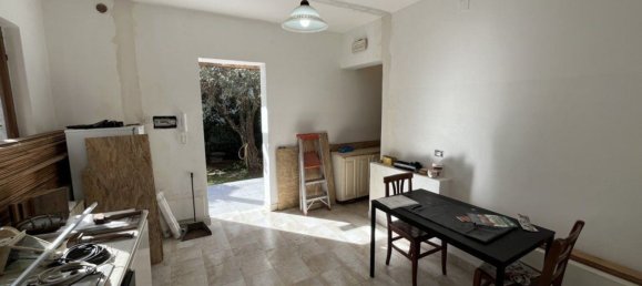 2 bedrooms Apartment in Massa, Italy No. 342932 4