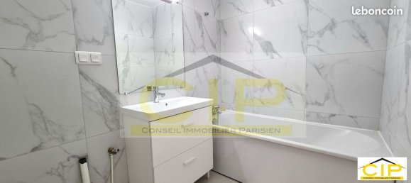 2 bedrooms Apartment in Paris, France No. 170374 19