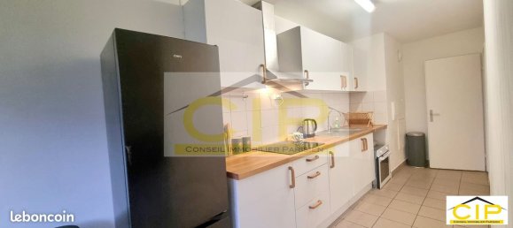 2 bedrooms Apartment in Paris, France No. 170374 12