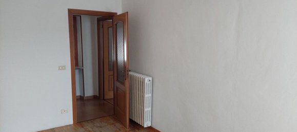 Дом с 6 спальнями в Кивассо, Италия № 372092 48