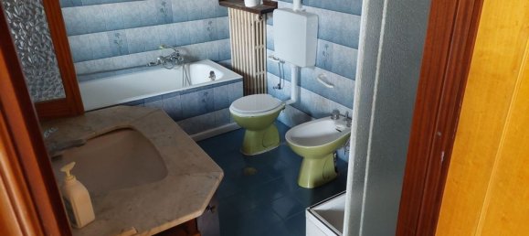 Дом с 6 спальнями в Кивассо, Италия № 372092 16