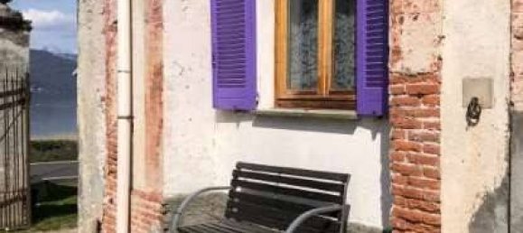 1 bedroom Apartment in Ispra, Italy No. 261688 2