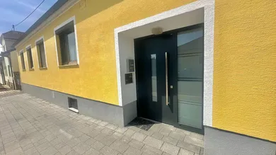 5 rooms House in Rabensburg, Austria No. 137723