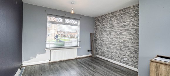 House in Bridlington, United Kingdom No. 2022 8