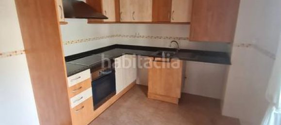 Apartamento de 3 dormitorios en Esparreguera, Spain No. 187592 8