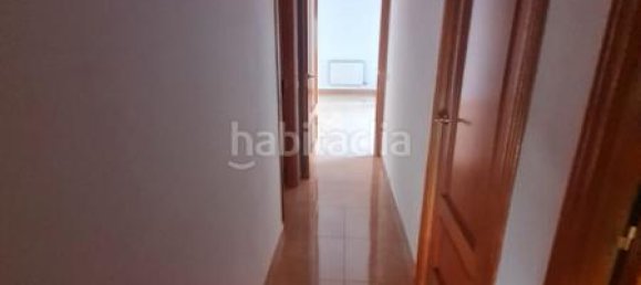 Apartamento de 3 dormitorios en Esparreguera, Spain No. 187592 10