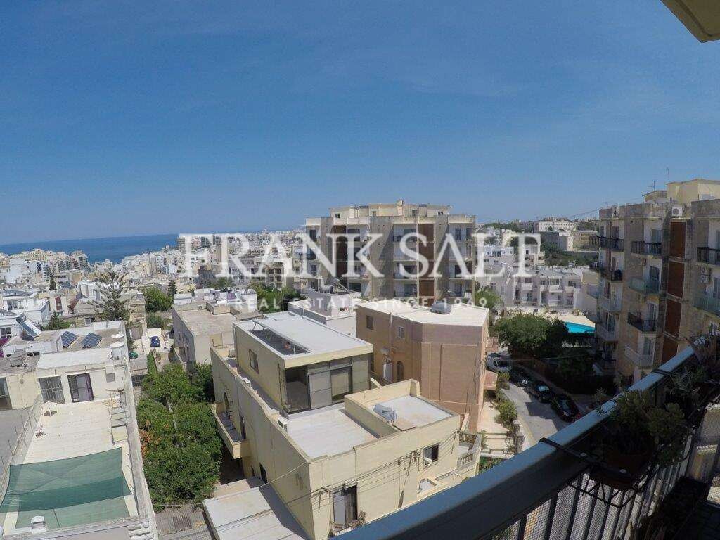 Квартира с 2 спальнями в Свийи, Мальта № 10226