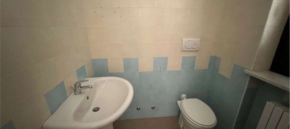 Propiedad comercial en Pinerolo, Italy 100 m² No. 137832 5