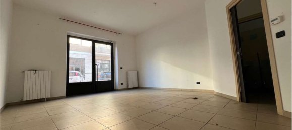 Propiedad comercial en Pinerolo, Italy 100 m² No. 137832 2