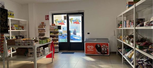 Propiedad comercial en Pinerolo, Italy 100 m² No. 137832 6