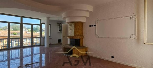 Квартира с 3 комнатами в Моццо, Италия № 25496 22