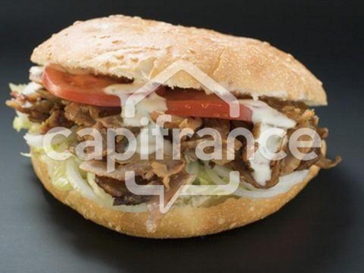 120m² Office in Rennes, France No. 17966