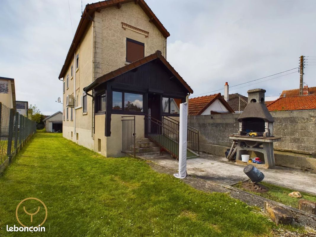 3 chambres Maison de ville à Romilly-sur-Seine, France No. 76161