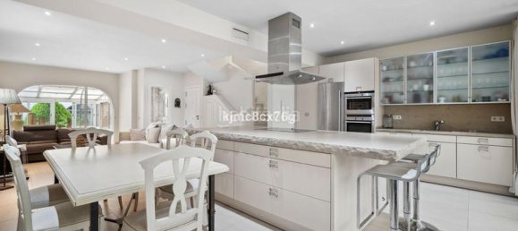 Duplex T3 em Marbella, Spain N.º 92404 2