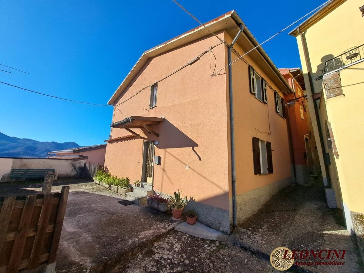 Casa T3 em Fivizzano, Italy N.º 355280