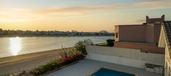 5 bedrooms Villa in Palm Jumeirah, UAE No. 106010 16