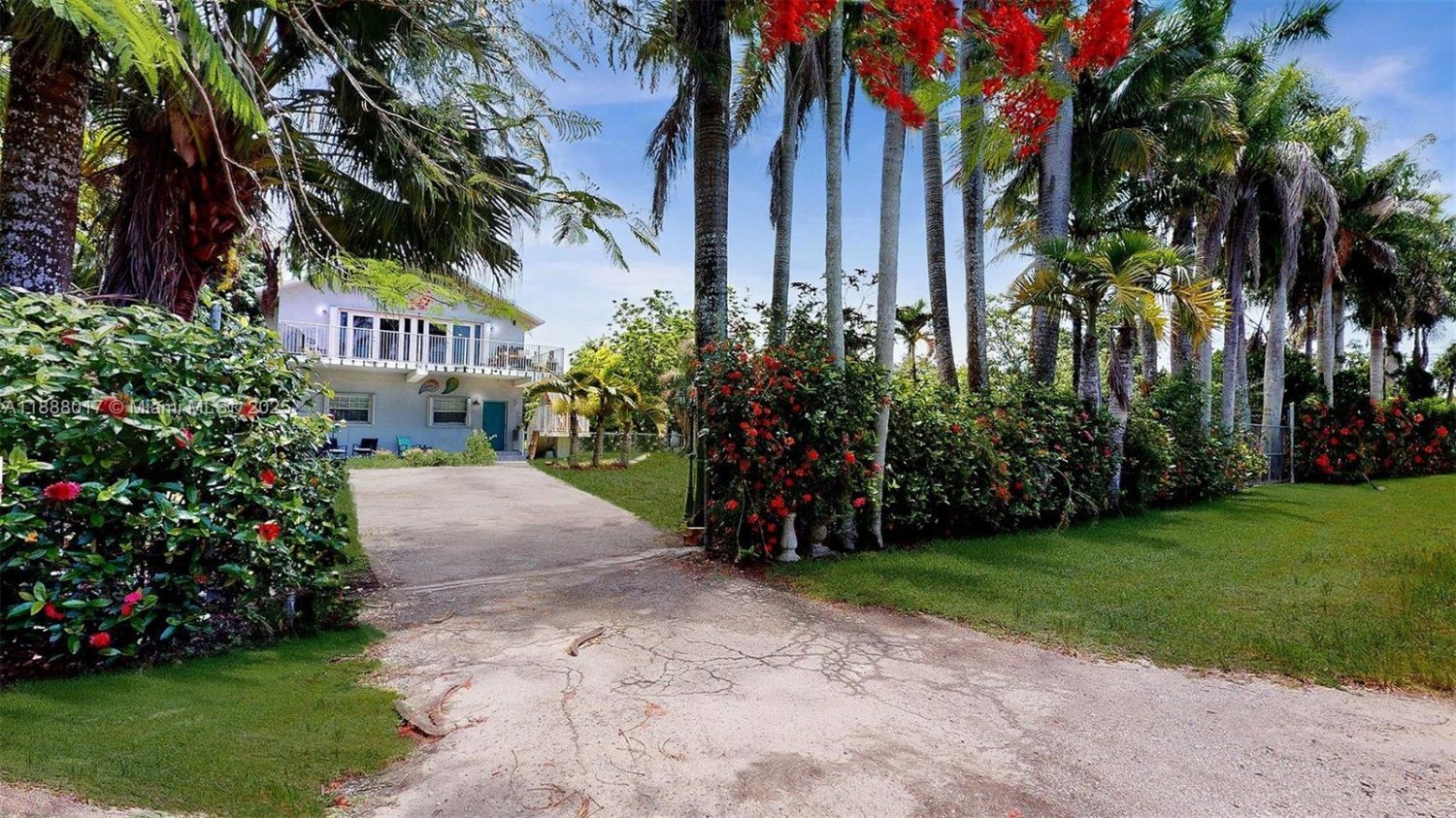 4 dormitorios villa en venta en Miami, Miami-Dade, Florida, USA № 614160