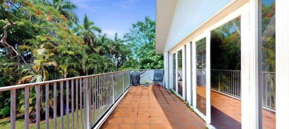 4 dormitorios villa en venta en Miami, Miami-Dade, Florida, USA № 614160 23