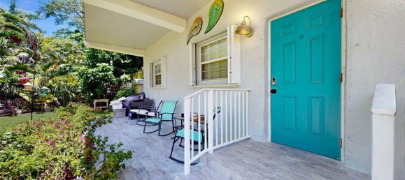 4 dormitorios villa en venta en Miami, Miami-Dade, Florida, USA № 614160 6