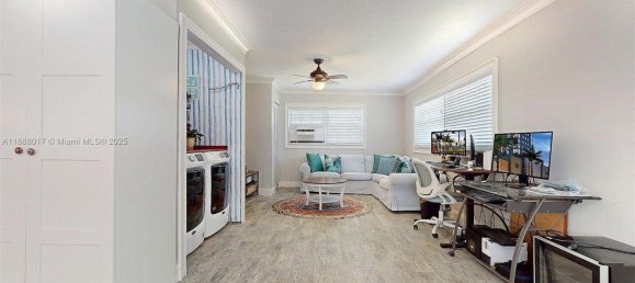 4 dormitorios villa en venta en Miami, Miami-Dade, Florida, USA № 614160 19