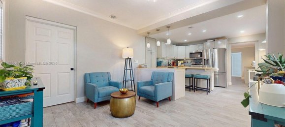 4 dormitorios villa en venta en Miami, Miami-Dade, Florida, USA № 614160 8