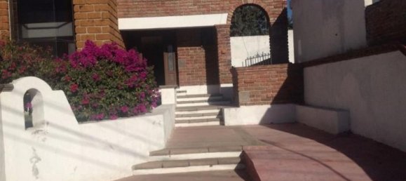 4 bedrooms House in Queretaro, Mexico No. 189860 2