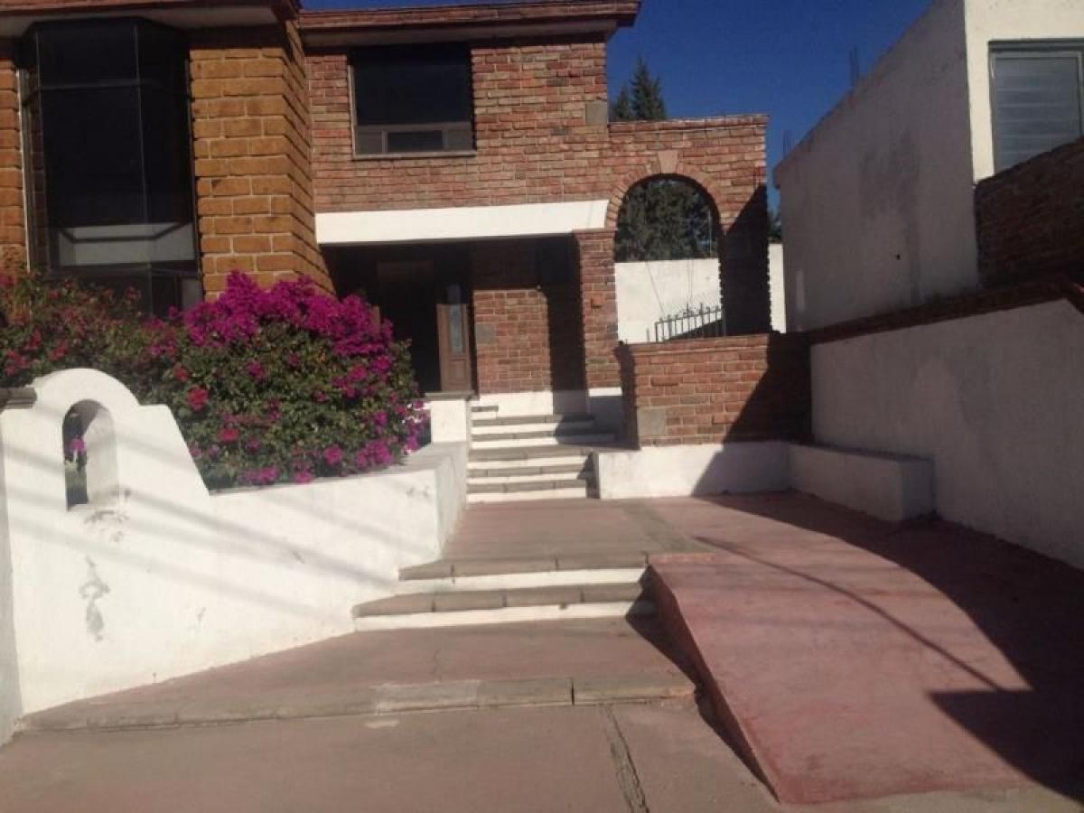 4 bedrooms House in Queretaro, Mexico No. 189860