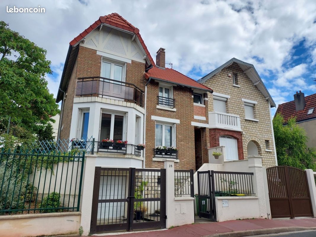 5 Schlafzimmer Haus in Clamart, France, Nr. 178001