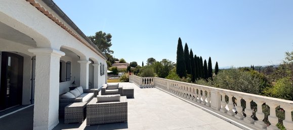 Villa de 5 dormitorios en Lorgues, France No. 332988 5