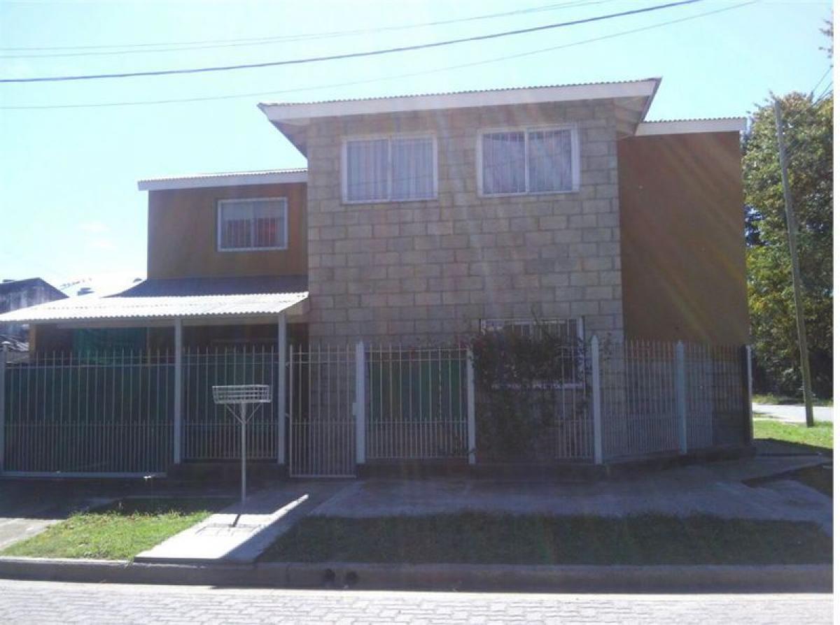 4 bedrooms House in Escobar, Argentina No. 56454