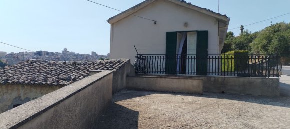 3 bedrooms House in Modica, Italy No. 340796 18