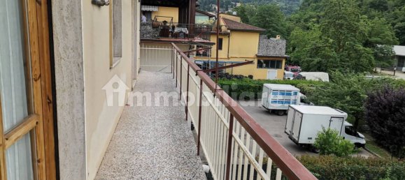 3 bedrooms Apartment in Londa, Italy No. 110908 2