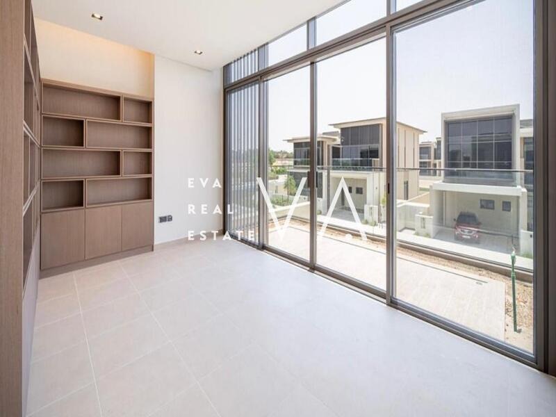 4 bedrooms Villa in Dubai Hills Estate, UAE No. 102866