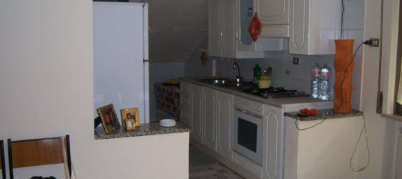 8 rooms Apartment in Spoltore, Italy No. 21909 9